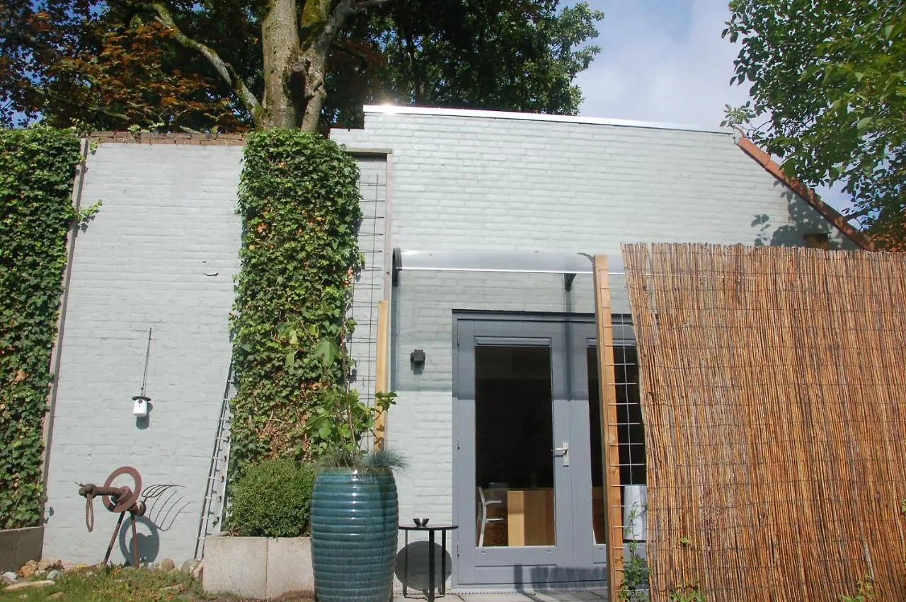 B&B Eindhovennearby Waalre Bed & Breakfast